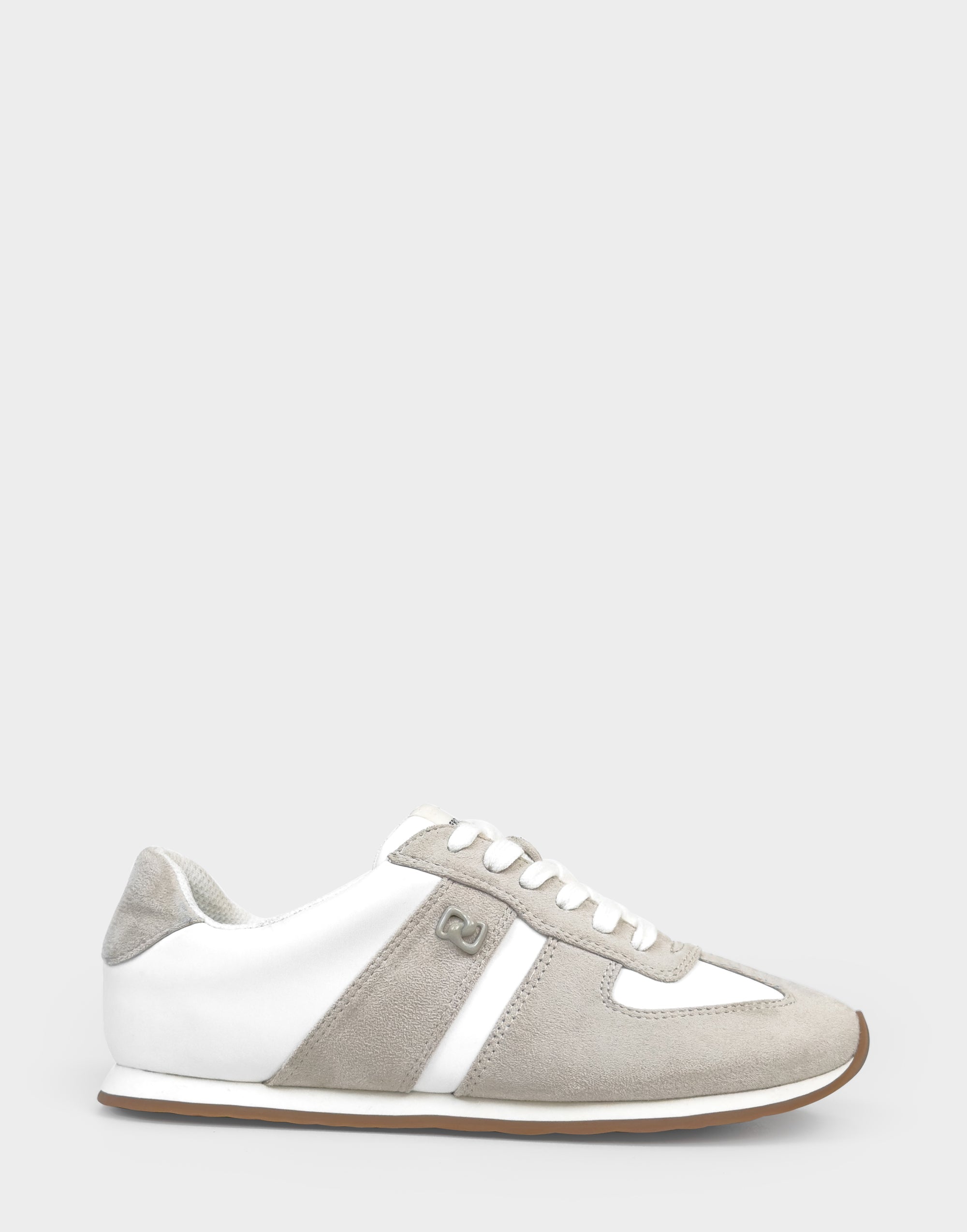 Women's Lace Up Sneaker in White – Aerosoles