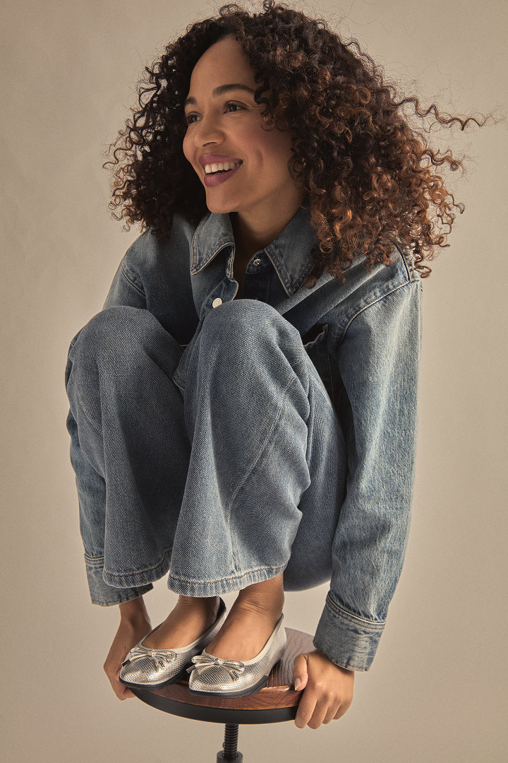 Comfortable Women's Ballet Flats Image