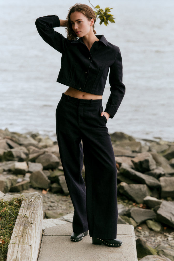 Comfortable Women's Mules & Clogs Image