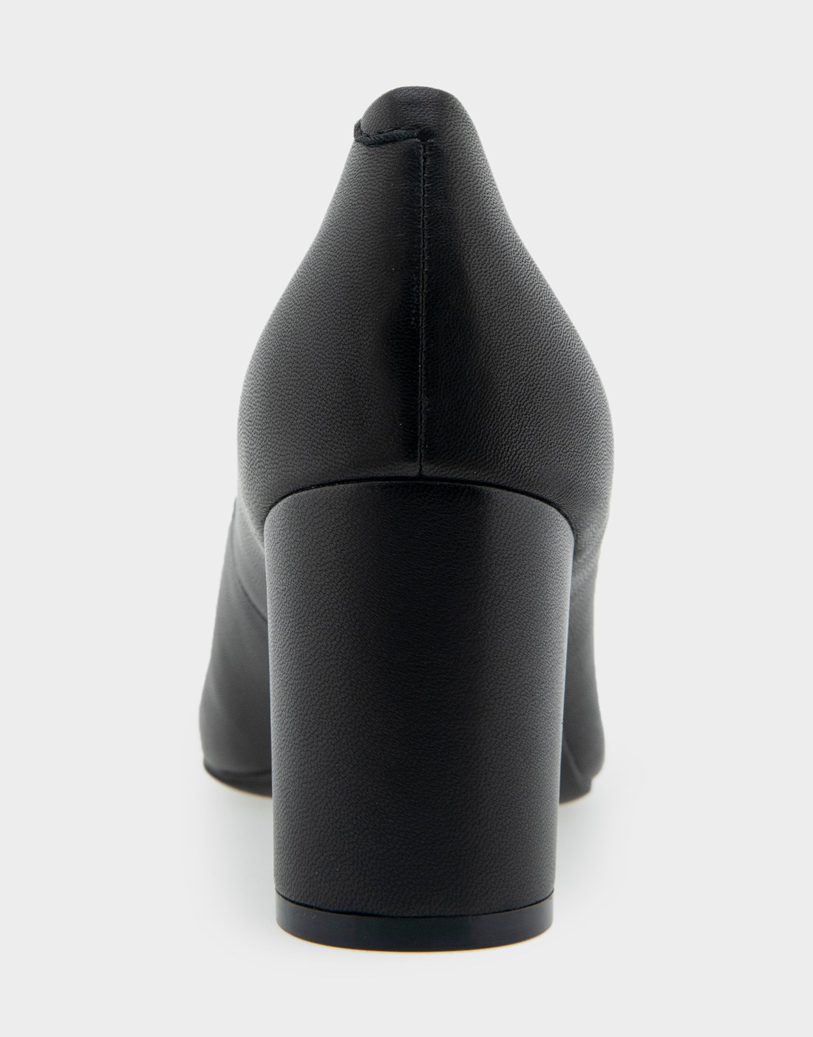 Women's Mid Heel Pump in Black
