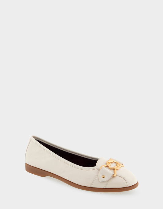 Women's Ornamented Flat in Off White