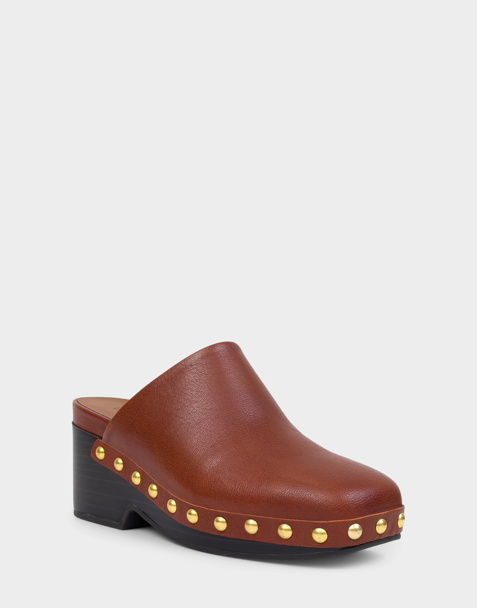 Women's Clog in Sequoia With Studs – Aerosoles