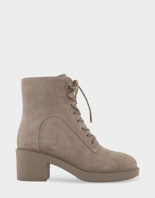 Women's Heeled Lace Up Ankle Boot in Tan