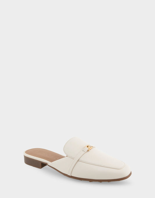 Women's Tailored Slip On Loafer in Eggnog Pebbled Leather