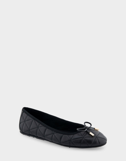 Women's Ballet Flat in Black Quilted Leather