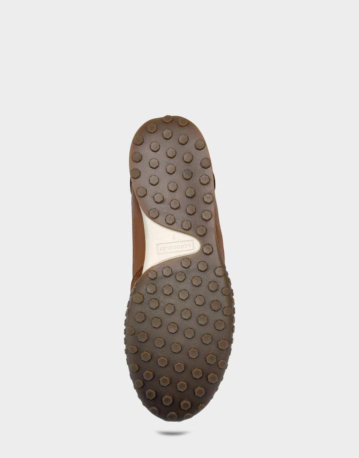 Comfortable Women's Sneaker in Natural/Tan Linen/Faux Leather, sole view 