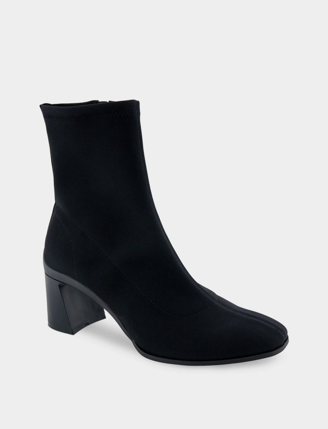 Live Fashionably Move Comfortably Aerosoles