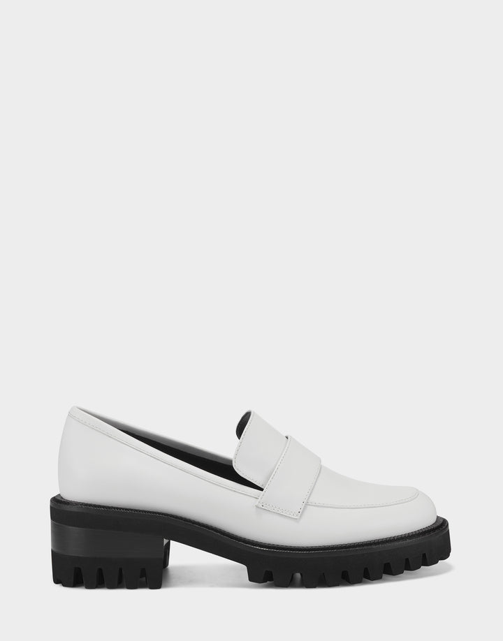 Ronnie - comfortable women's loafers in white